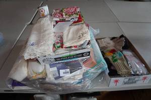 lot 89 image: Vintage Gloves, Hankies, and Pantyhose