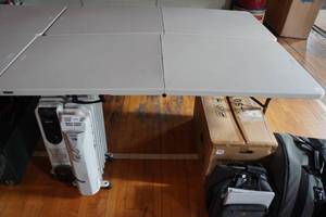 lot 26 image: Lifetime Folding Plastic Banquet Table