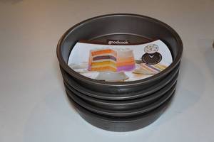 lot 360 image: Goodcook Round Cake Pans