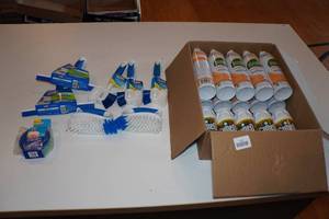 lot 112 image: Assorted Cleaning - Clorox Brushes, Cameo Cleanser, Disinfectant Spray
