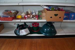 lot 143 image: Assorted Christmas Dcor - Ornaments, Stands