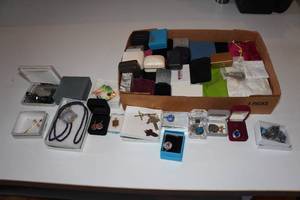 lot 153 image: Assorted Jewelry in Gift Boxes - Bolo Tie, Pendants, Earrings