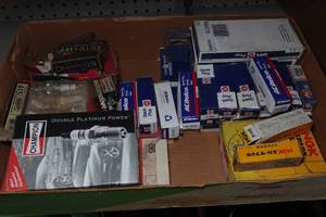 lot 218 image: Assorted Spark Plugs