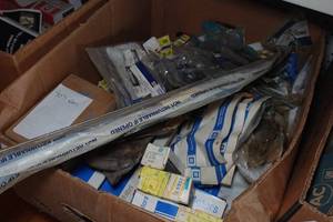 lot 222 image: NOS GM Parts