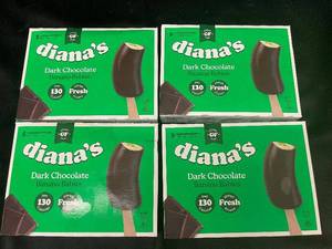 lot 31 image: G - Dianas Dark Chocolate Banana Babies - Pack of 20