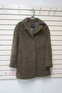 lot 1 image: Vintage Green Paolo Alessia Womens Wool Coat