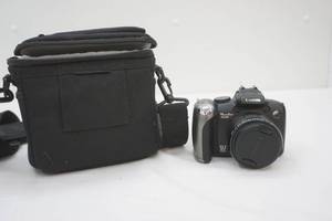 lot 18 image: Canon SX20 Powershot Camera & Case