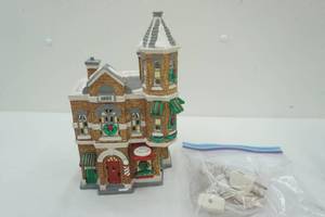 lot 22 image: Department 56 Village Post Office