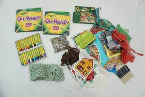 lot 70 image: Arts & Crafts Supplies Oil Pastels, Buttons, Fabric Pieces