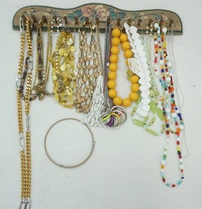 lot 120 image: Wooden Necklace Holder and Necklaces