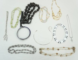 lot 122 image: Fashion Jewelry Necklaces