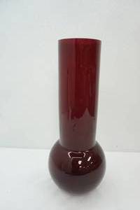 lot 207 image: 19 Cranberry Glass Vase 4.5 diameter