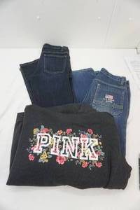 lot 226 image: Pink Sweatshirt Size LXL (2ct) Size 14 Jeans