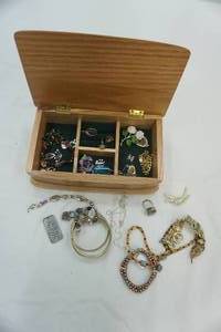 lot 228 image: Wooden Jewelry Box & Jewelry