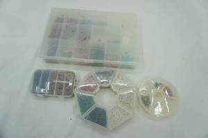 lot 252 image: Jewelry Making Beads & Organizing Containers