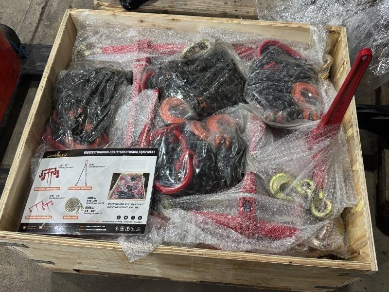 lot 9247 image: Landhonor RiggingBinding ChainSuspension Equipment