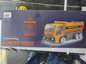lot 9673 image: SDLANCH Remote Control Toy Dump Truck (690-D2)