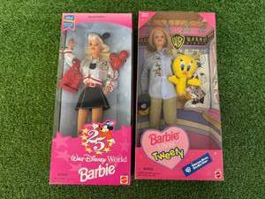 lot 13 image: Walt Disney World Barbie & Barbie Loves Tweety