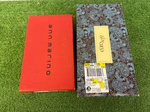 lot 26 image: New Size 7.5 Womans Shoes