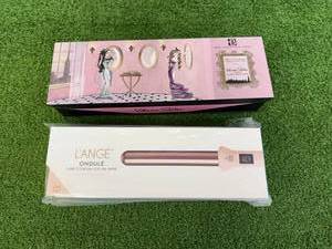 lot 28 image: Curling Wands - New