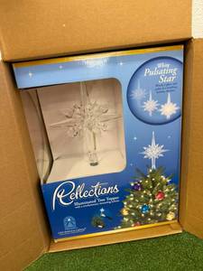 lot 30 image: Reflections Illuminated Tree Topper