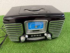 lot 35 image: Crosley Model CR612 RadioCD Player
