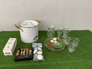 lot 78 image: Mixed Lot - Bingo Markers, Kitchen Items & Walker Coasters