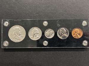 lot 41 image: 1958 Proof Set