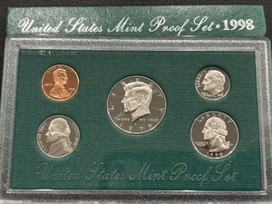 lot 122 image: 1998 Proof Set