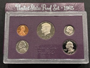 lot 113 image: 1985 Proof Set