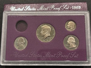lot 117 image: 1989 Proof Set Missing Lincoln Cent