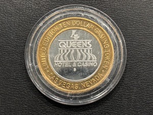 lot 69 image: 4 Queens Casino $10 Dollar Gaming Token