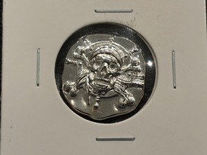 lot 85 image: 14 Ounce .999 Fine Silver Skull