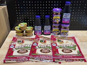 lot 19 image: Food Items