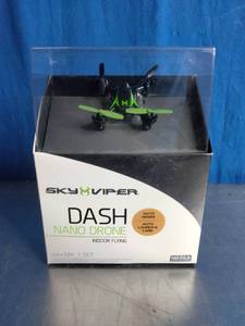 lot 2 image: Sky Viper Dash Nano Drone