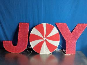 lot 40 image: National Tree Company Pre-Lit JOY decoration.