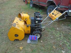 Snow Flite 524 snow blower. Used condition. Tested & works. As shown.