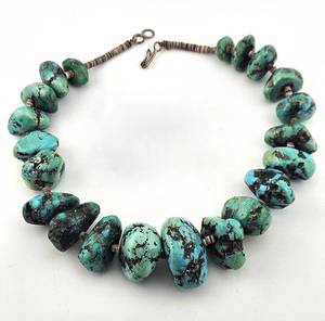 lot 35 image: Navajo Turquoise Nugget Choker