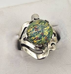 lot 71 image: Vintage Sterling Ring With Harlequin Cabochon
