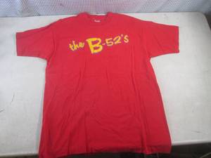 lot 7 image: (A-4) The B-52s T-Shirt Size XL...