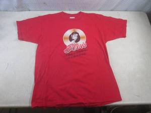lot 11 image: (A-4) Elvis Presleys Memphis T-Shi...