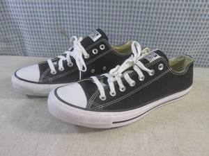 lot 31 image: (BS) Pair of Converse All Star Shoe...