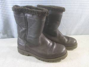 lot 34 image: (BS) Pair of Coleman Faux Fur Lined...