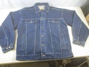 lot 45 image: (BS) PJ Jeans Denim Jacket Size XL...