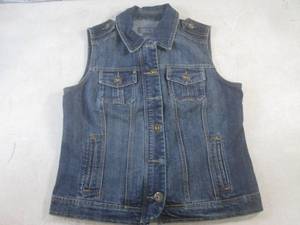 lot 63 image: (BR1) Motto Denim Vest Size S...