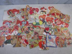 lot 134 image: (EC1) Large Assortment of Vintage V...