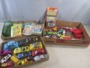 lot 140 image: (EW4) Assorted Vintage and Newer To...