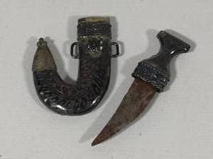 lot 23 image: Middle Eastern Jambiya Miniature Dagger