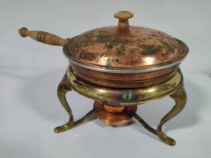 lot 43 image: CopperBrass Chafing Dish wStand