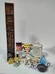 lot 130 image: Lot of Assorted Miniatures